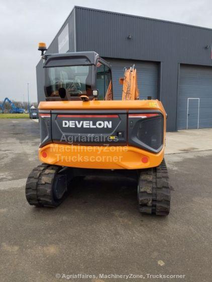 DEVELON DX85R-7