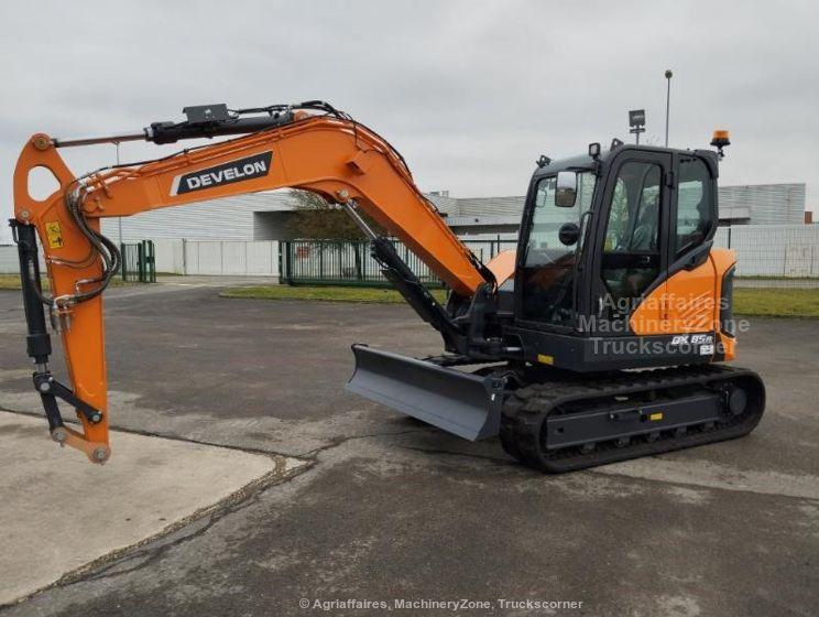 DEVELON DX85R-7