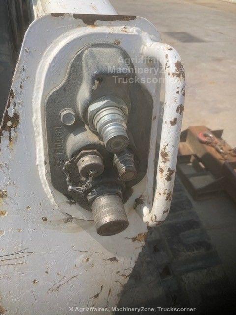 Mini-chargeur sur chenilles BOBCAT T870