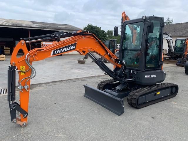 DEVELON DX35Z-7