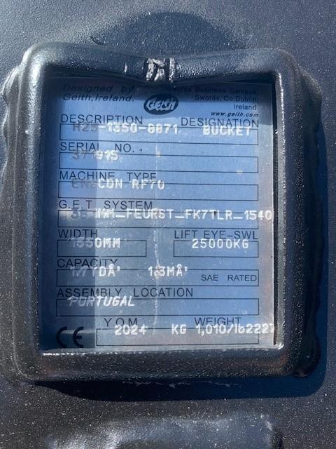 Godet terrassement GEITH attache S70 1m35 avec dents FK7TLR