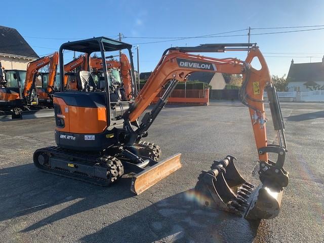 DEVELON DX27Z-7 CANOPY