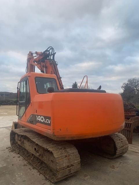 Doosan / Daewoo SOLAR 140LC-V