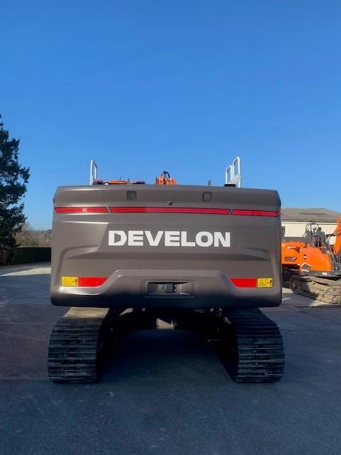 Develon DX260LC-9