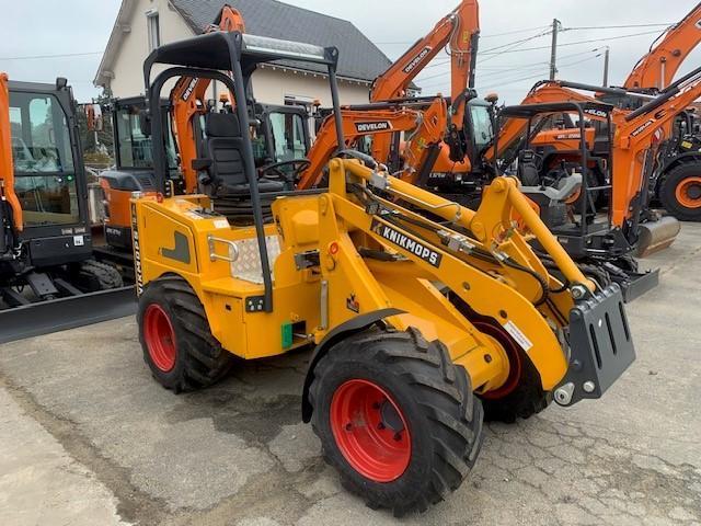 Mini-chargeuse Knikmops KM235