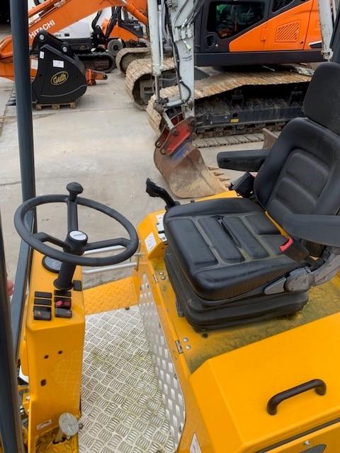 Mini-chargeuse Knikmops KM235