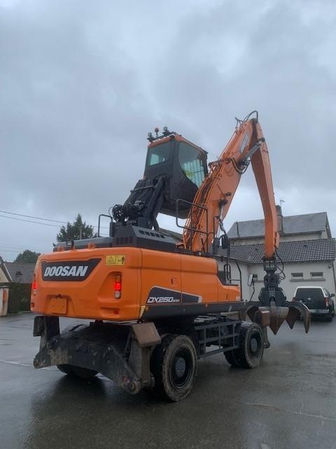 Doosan DX250WMH-5