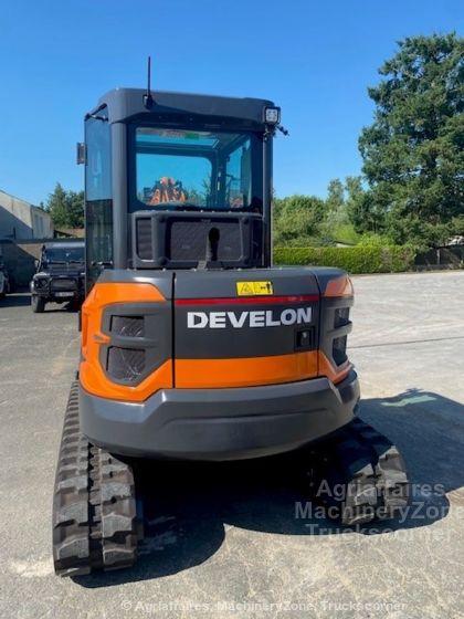 DEVELON DX63-7
