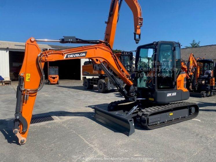 DEVELON DX63-7