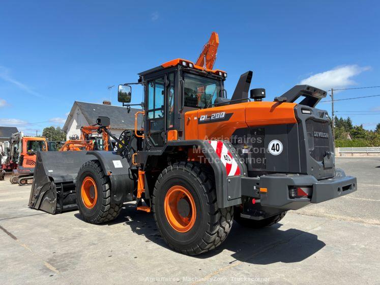 Develon DL200-7