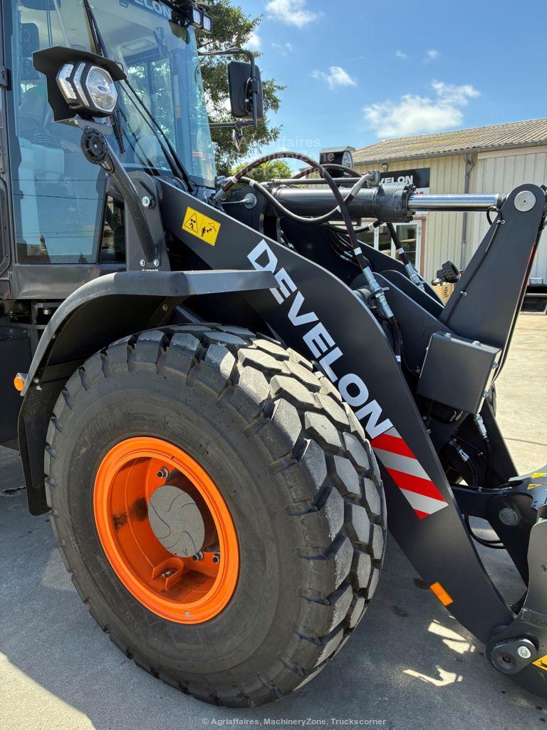 Develon DL200-7