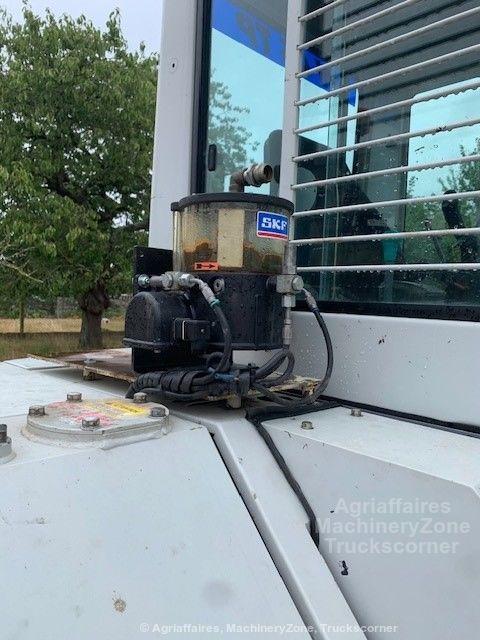 Takeuchi TB153FR