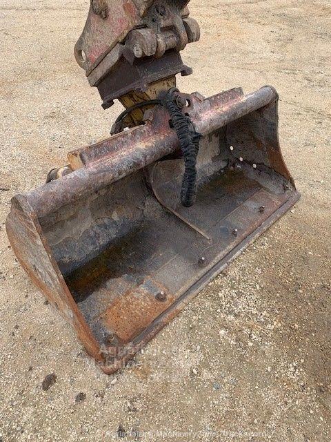 Takeuchi TB153FR