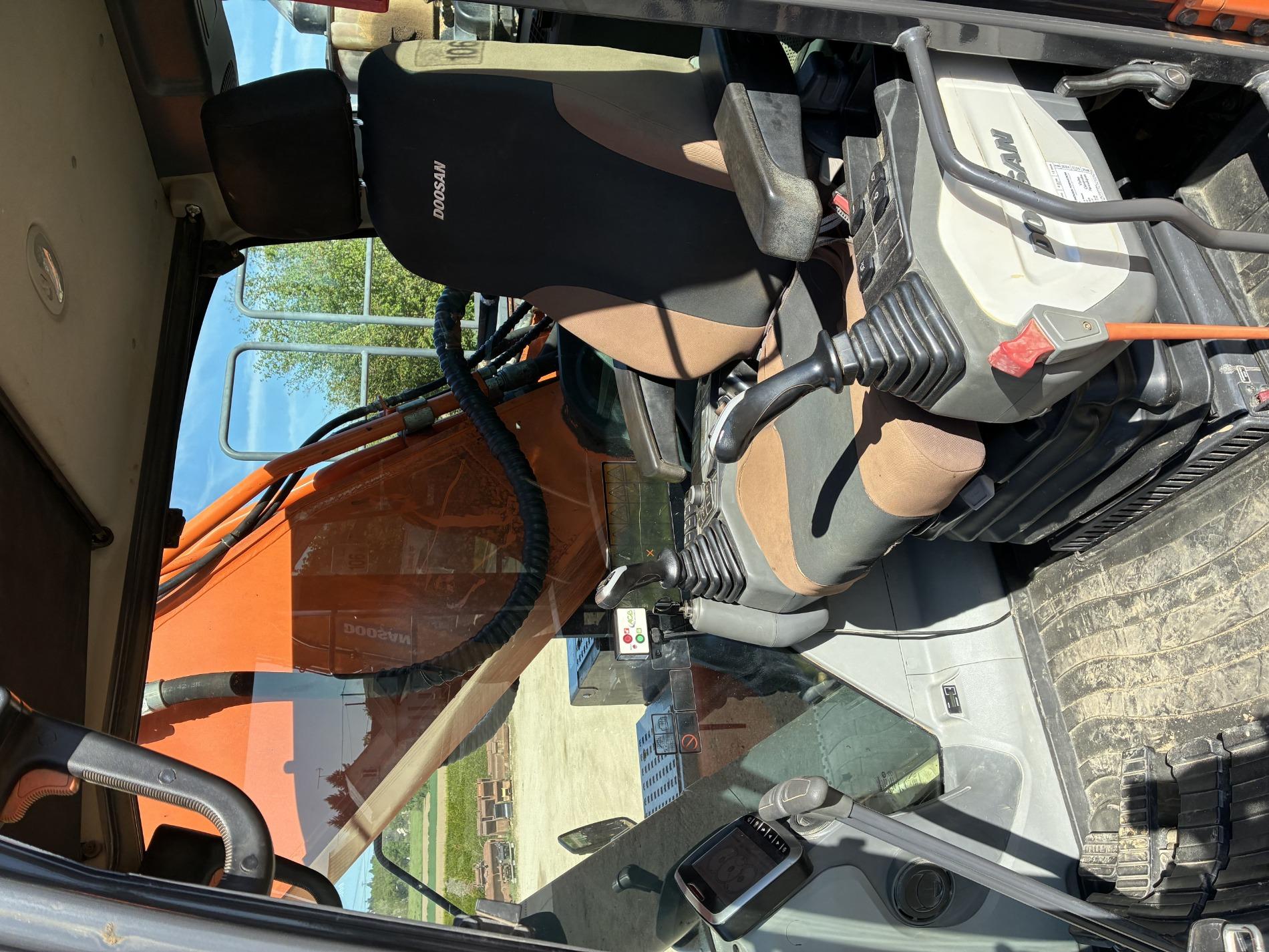 Doosan DX420LC-5